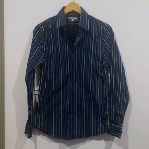 ❤️2/$14❤️Express button striped shirt